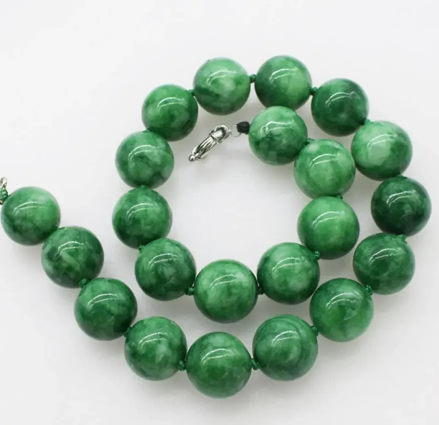 Fashion jewelry  green jade round 18mm necklace 17inch wholesale beads nature woman