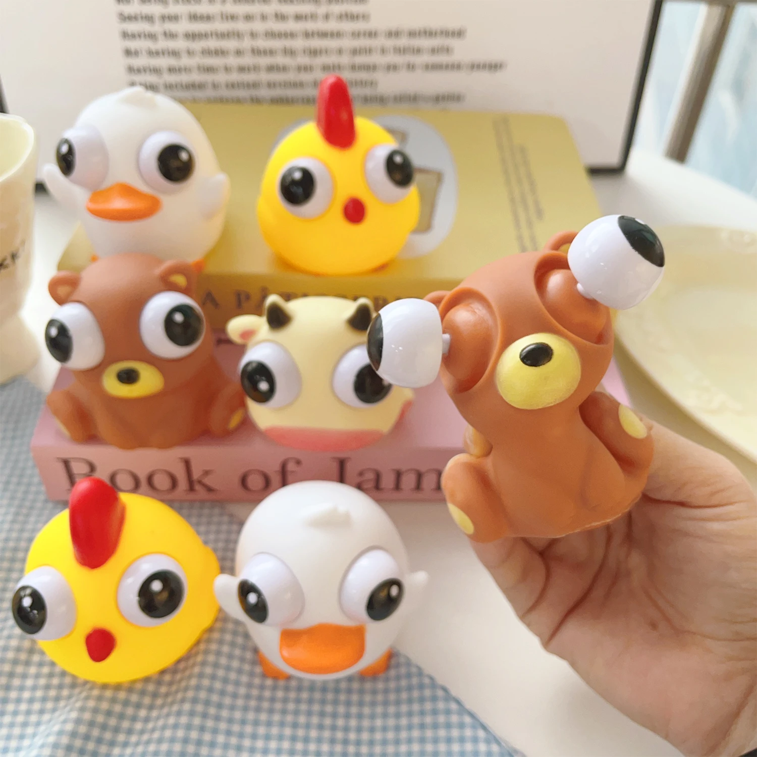 Cartoon Animals Pinch Eye-popping Toy TPR Children's Finger Action Toys Cute Novelty Dolls Decompression Toys To Relieve Anxiety