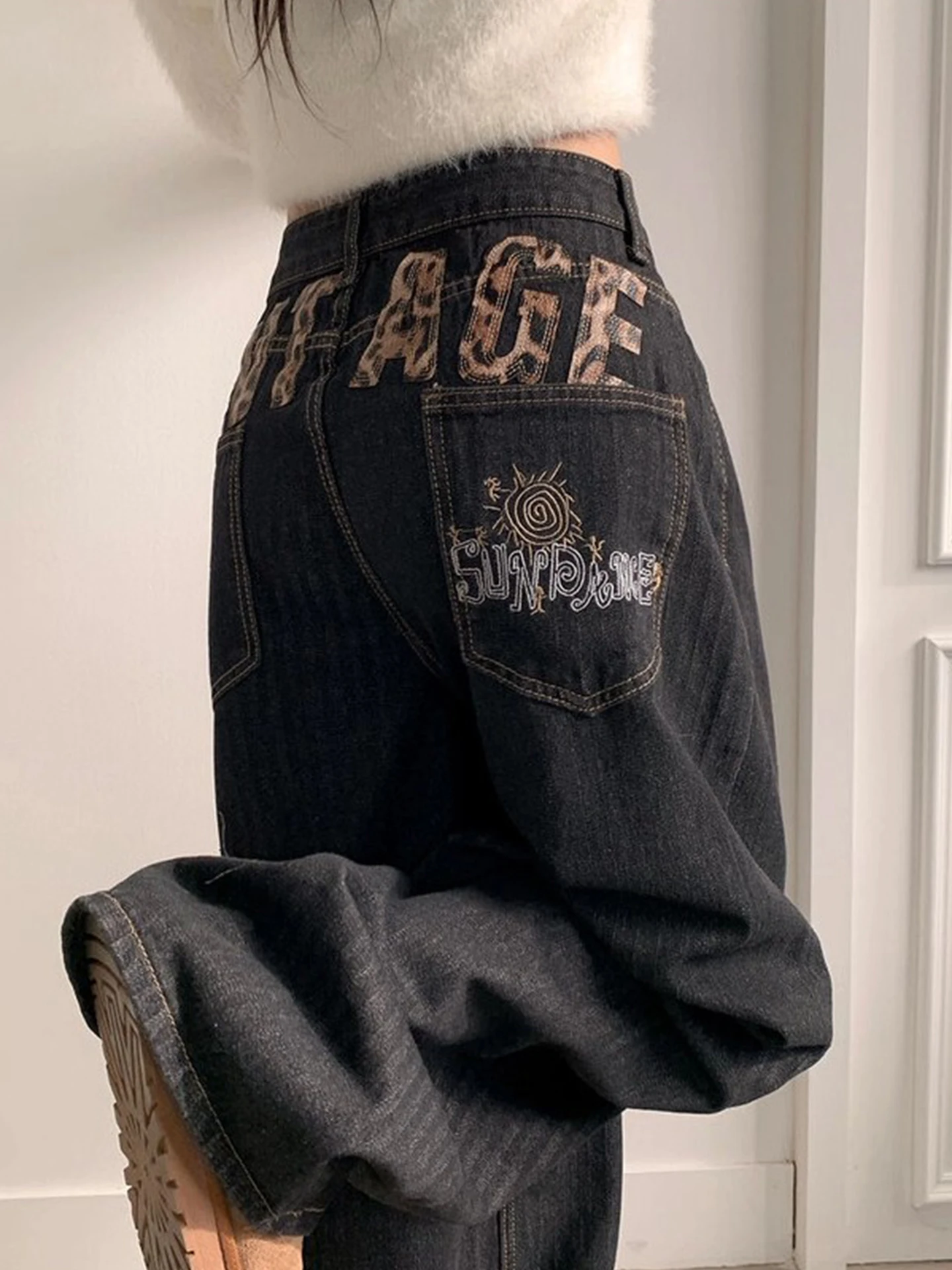 

Retro Leopard Print Letter Patchwork Denim Pants High Waist Wide Leg Long Trousers for Women Autumn Winter Slimming Jeans