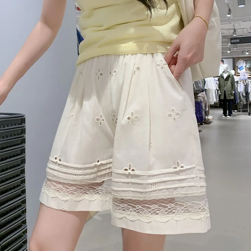 Renda retalhos shorts femininos coreano cintura alta oco para fora design shorts casuais senhoras moda bordado todos os jogos de perna larga curto