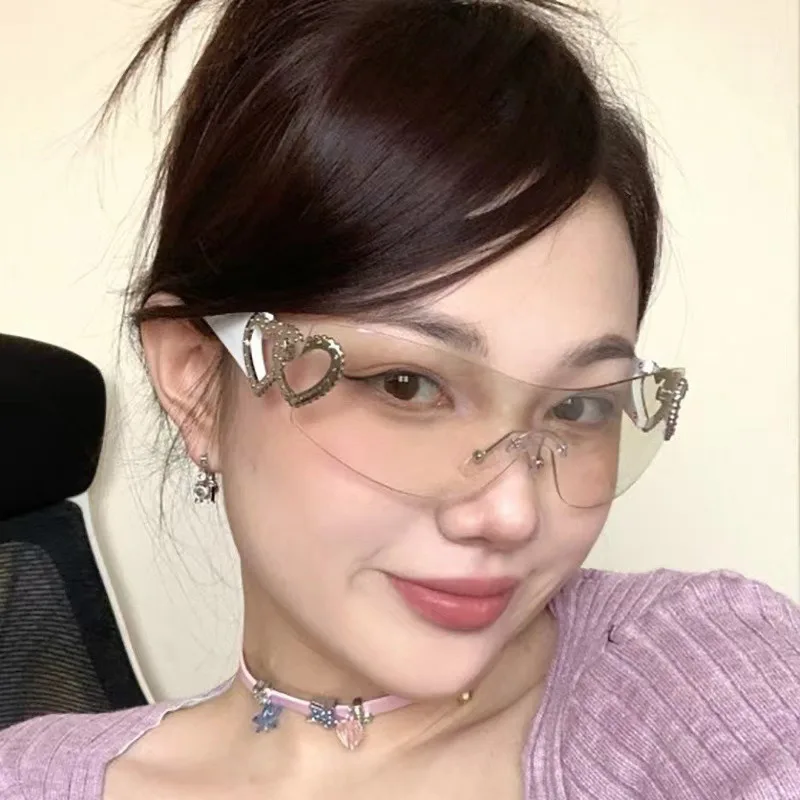 

Grunge Y2k Women's Rimless Sunglasses Fashion Sexy Heart Shape Luxury Design Ladies Trendy Party Shades Stylish Eyewear Vintage