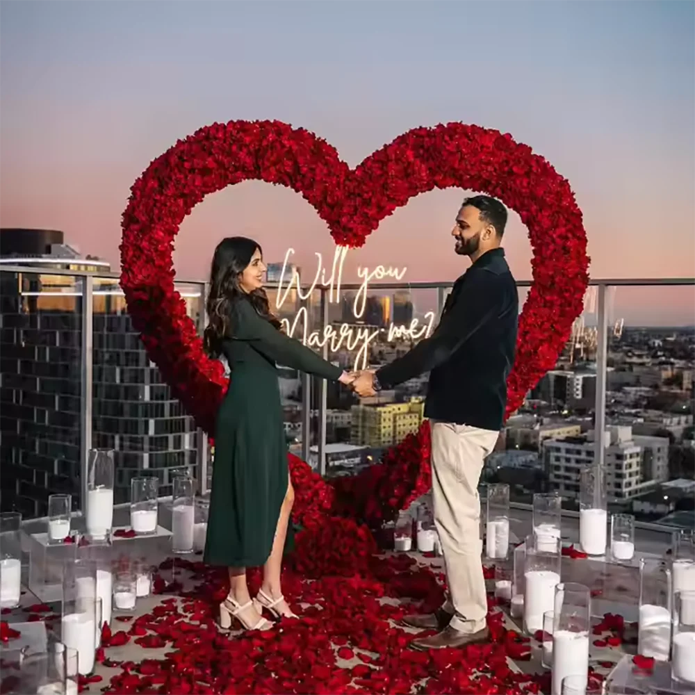 

FSDKX Hot Selling Heart Rose Proposal Backdrop Artificial Red Heart Shaped Rose Flower Arch for Proposal Wedding Decoration