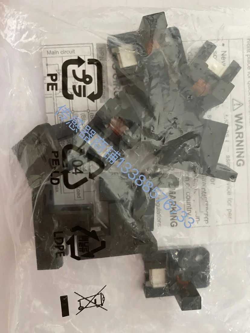 

New photoelectric switch slot type PM-Y65