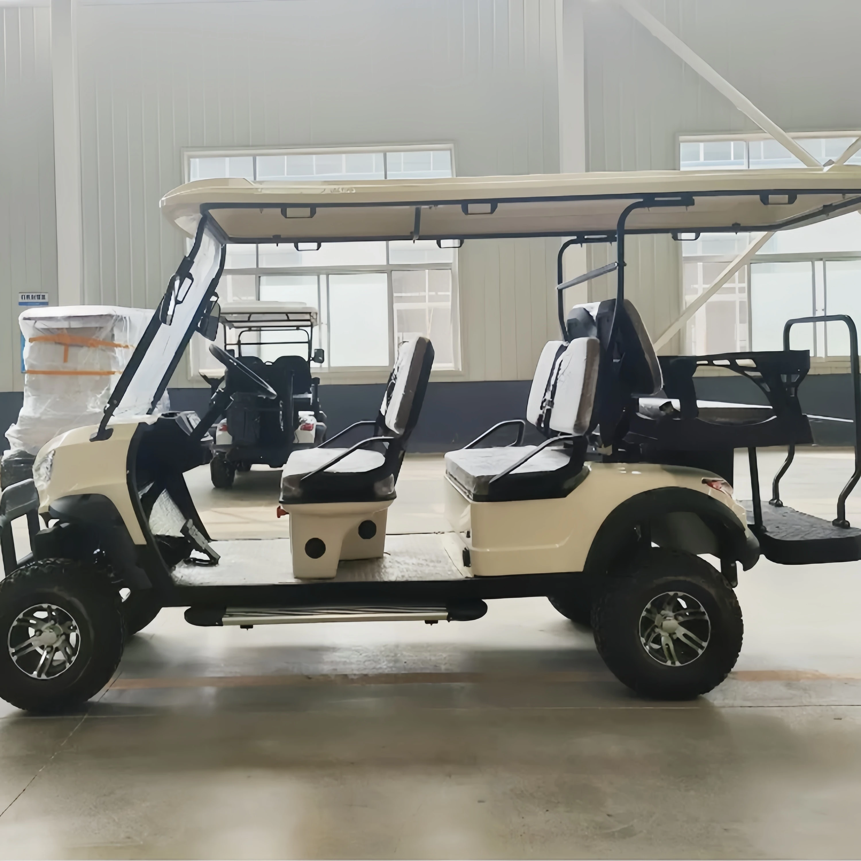 Factory Wholesale Electric Utility Vehicle Golf Cart 6 Seats Golf Cart Luxury