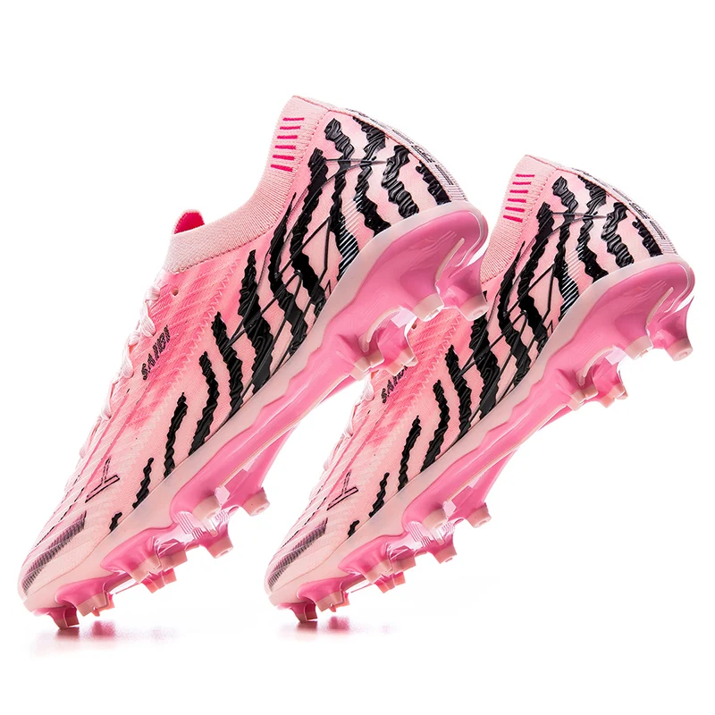 

New breathable football shoes with FG/AG studs suitable for training and competition, outdoor and indoor sports shoes