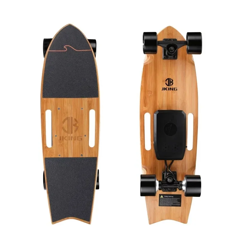 Skate Board Four Wheels 700 W Dual Hub Motor 4000mah Battery Electric Skateboard with Remote Outdoor Equipment