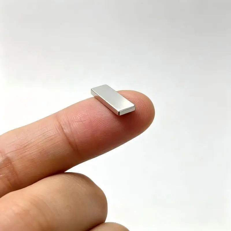15X5X2mm N35 NdFeB Block Neodymium Magnets Multi‑use for Fridge Office Craft Industrial Application 15*5*2mm