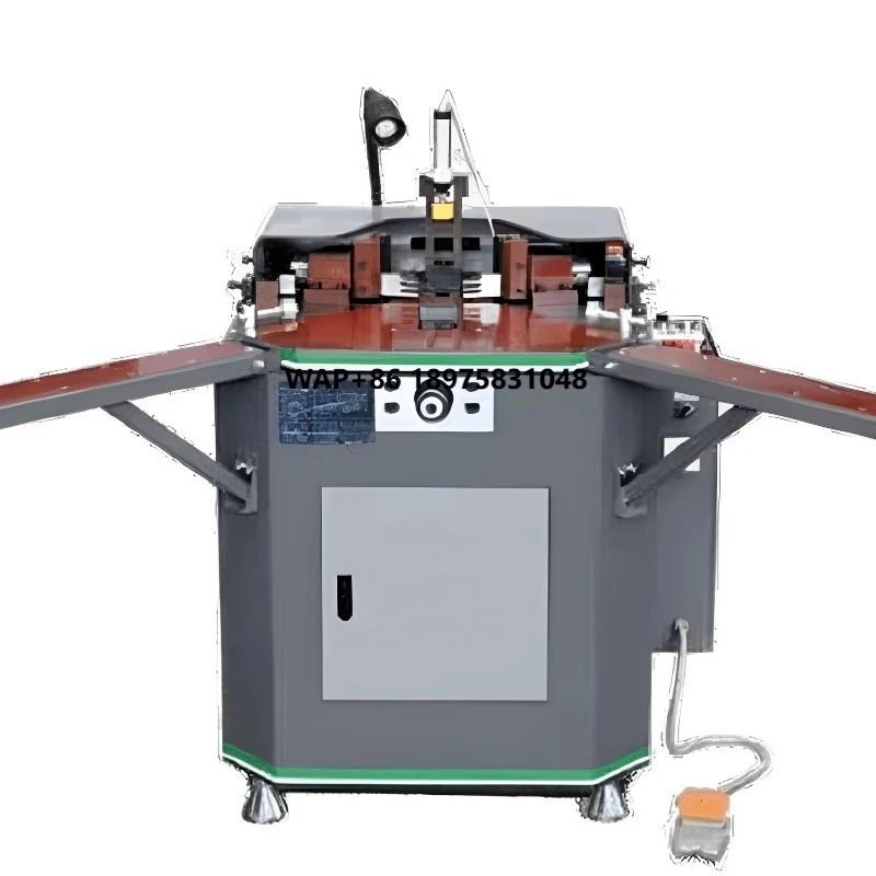Synchronous corner combination machine