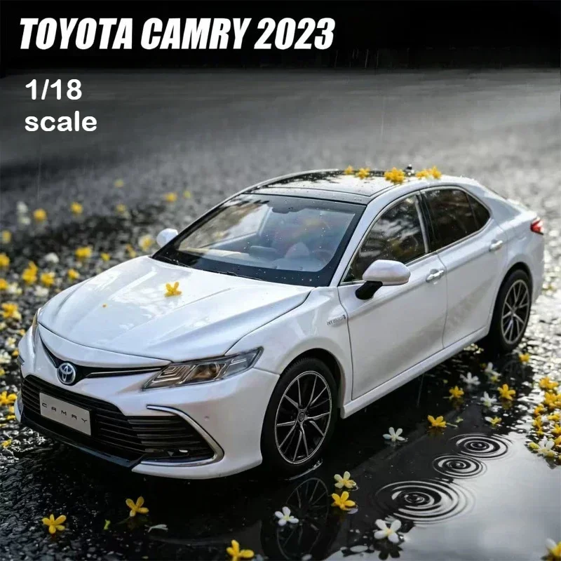 official-licensed-1-18-scale-camry-alloy-car-model-collection-miniature-voiture-boyfriend-gift-home-decor-metal-toy-vehicle