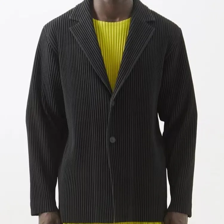 Miyake Pleated 2025 New Spring and Autumn Pleated Suit Long Sleeved Men's Coat with Collar, Luxurious and Loose Casual Suit