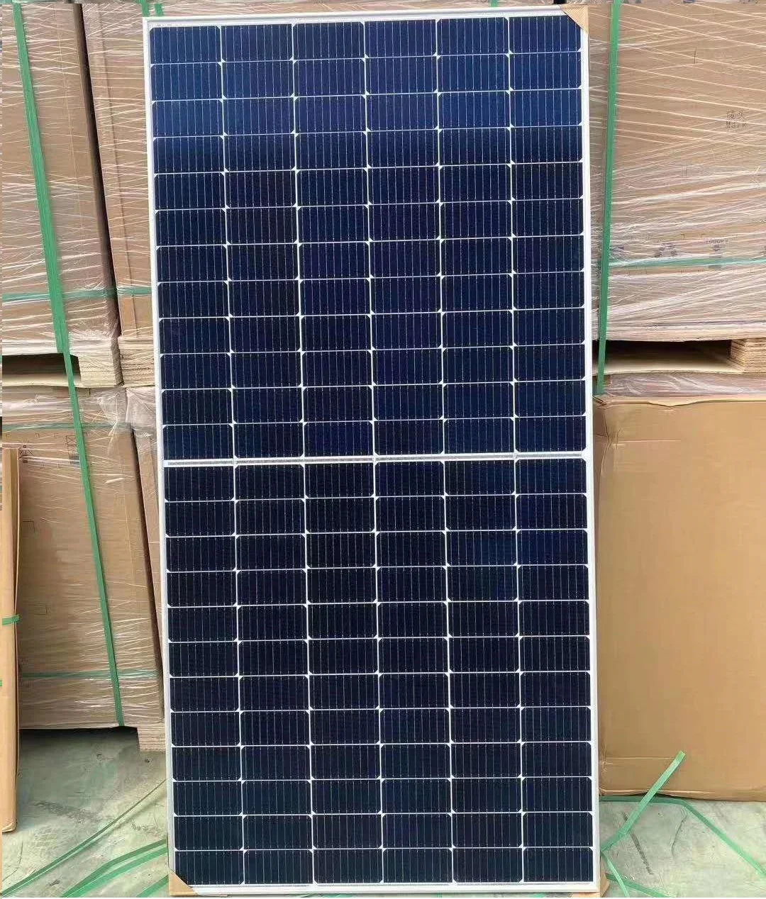 Customization High Efficiency Mono Solar Panel 550w