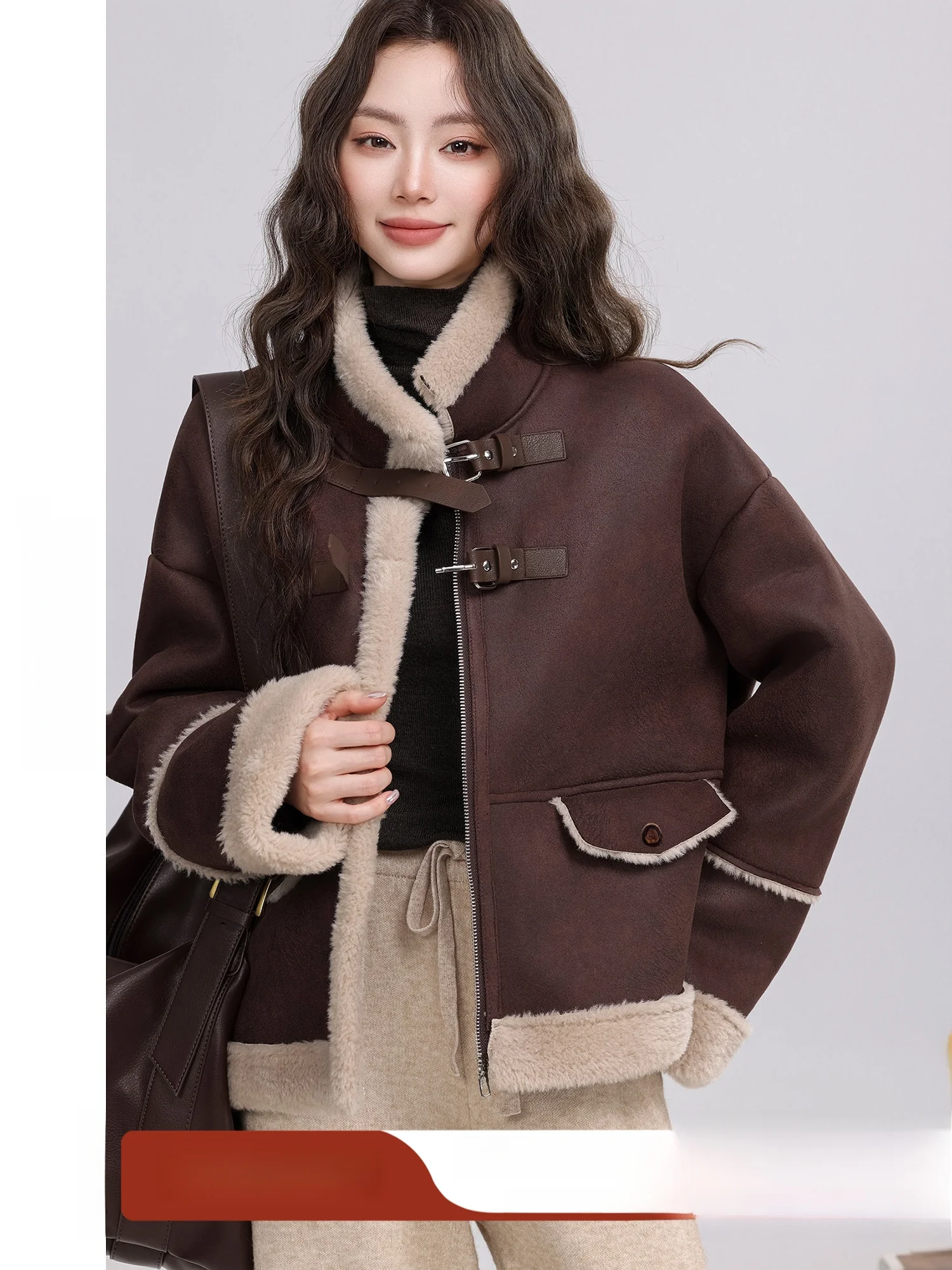 

Autumn Lane Retro Style Short Fur Leather Integrated Coat Women's Stand Collar Warmth Daily Wear Polyester Fiber Long Sleeve
