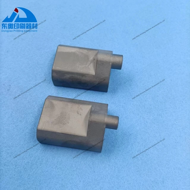 Запасные части для печатного оборудования, зажим для пластины 794-3022-301 794-3022-401 для блока принтера Komori LS40 7943022301 7943022401