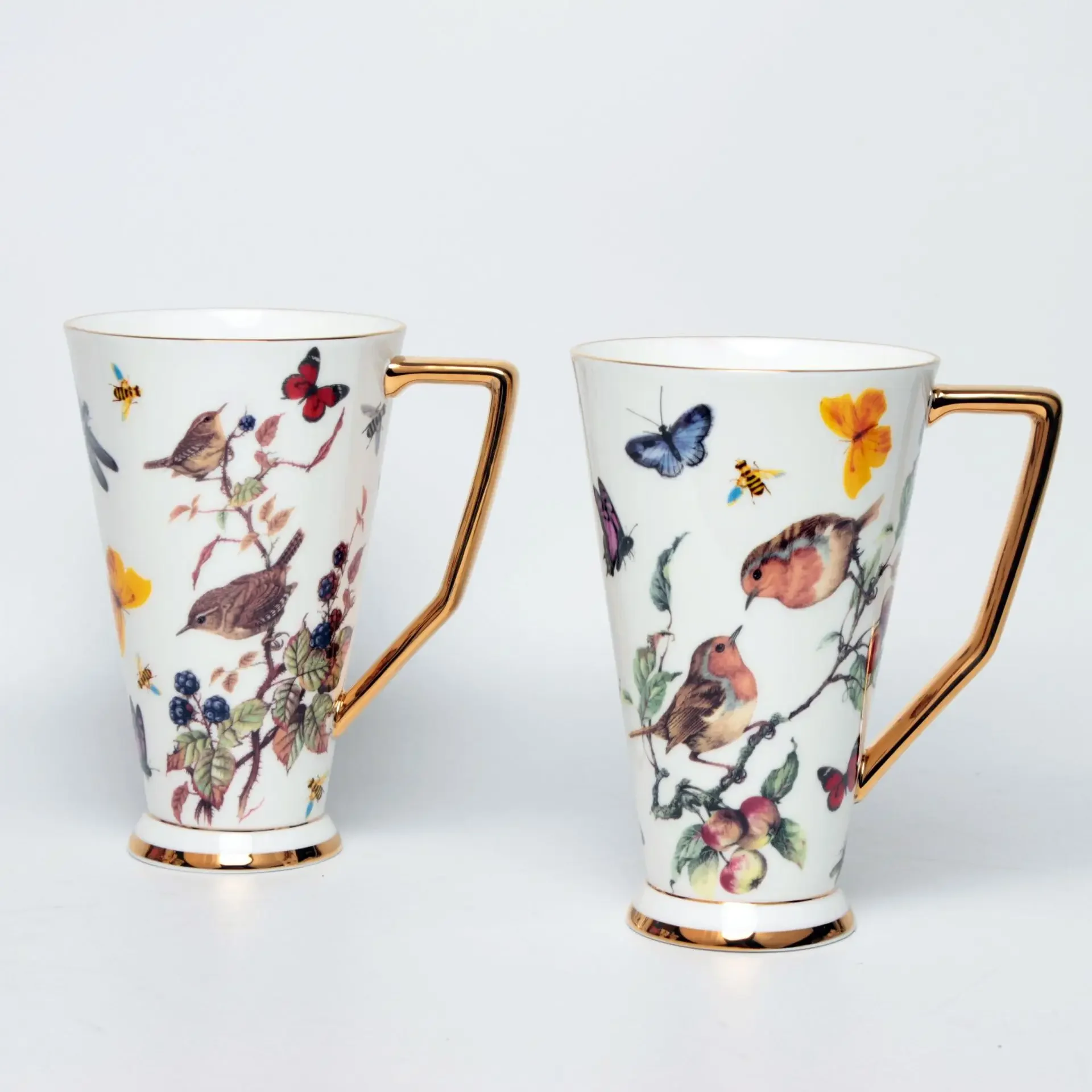 Bone China Mug Large Capacity Ceramic Cup Pastoral Flower and Bird Horn Cup Goblet Water Cups Coffee Cups Mug Coffee Mug