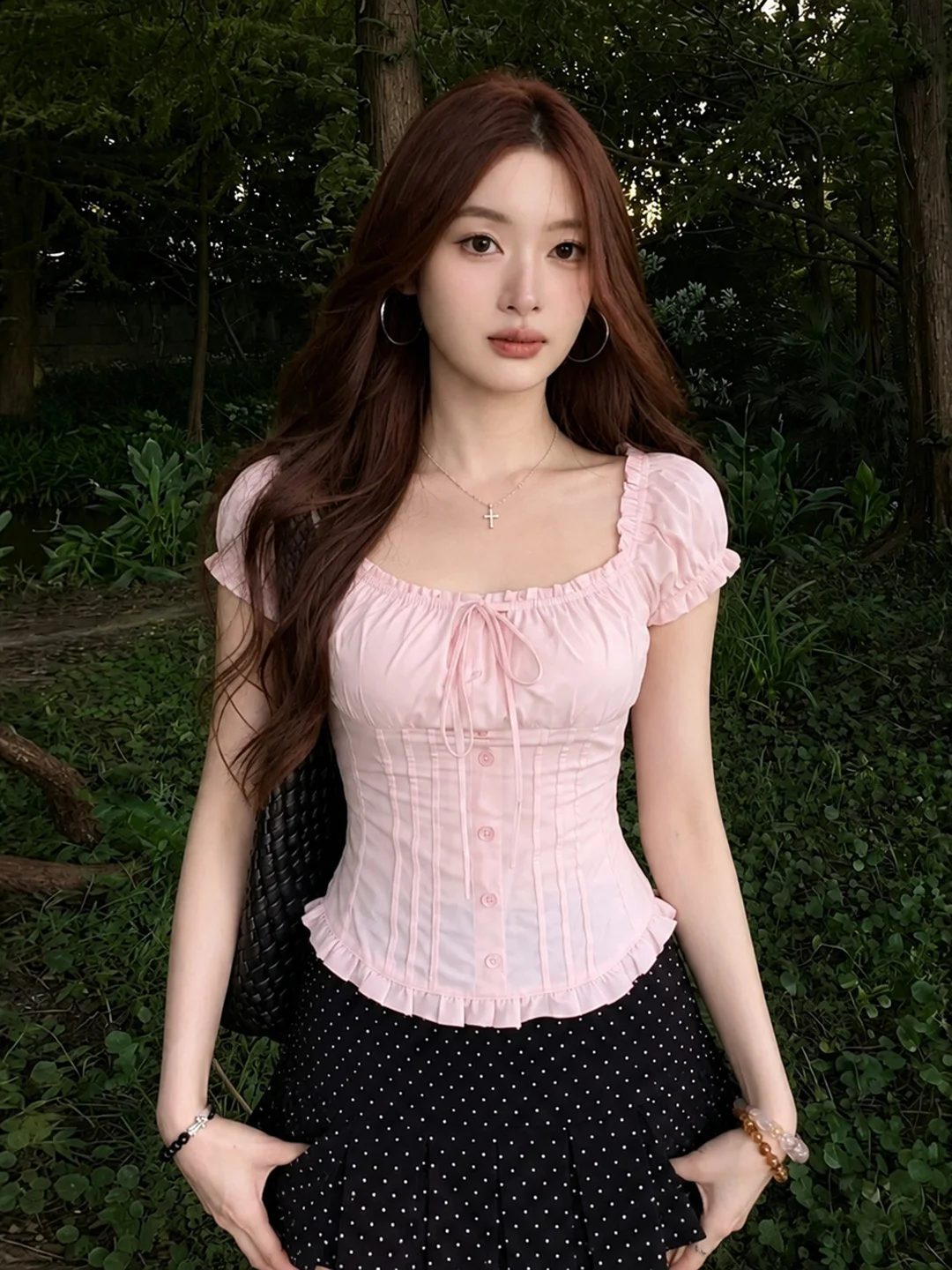 

Slimming Pink Bubble Sleeve Shirt Women's Fashion Summer New Design Belted Waist Cinching Trendy Top Square Collar Strap Design