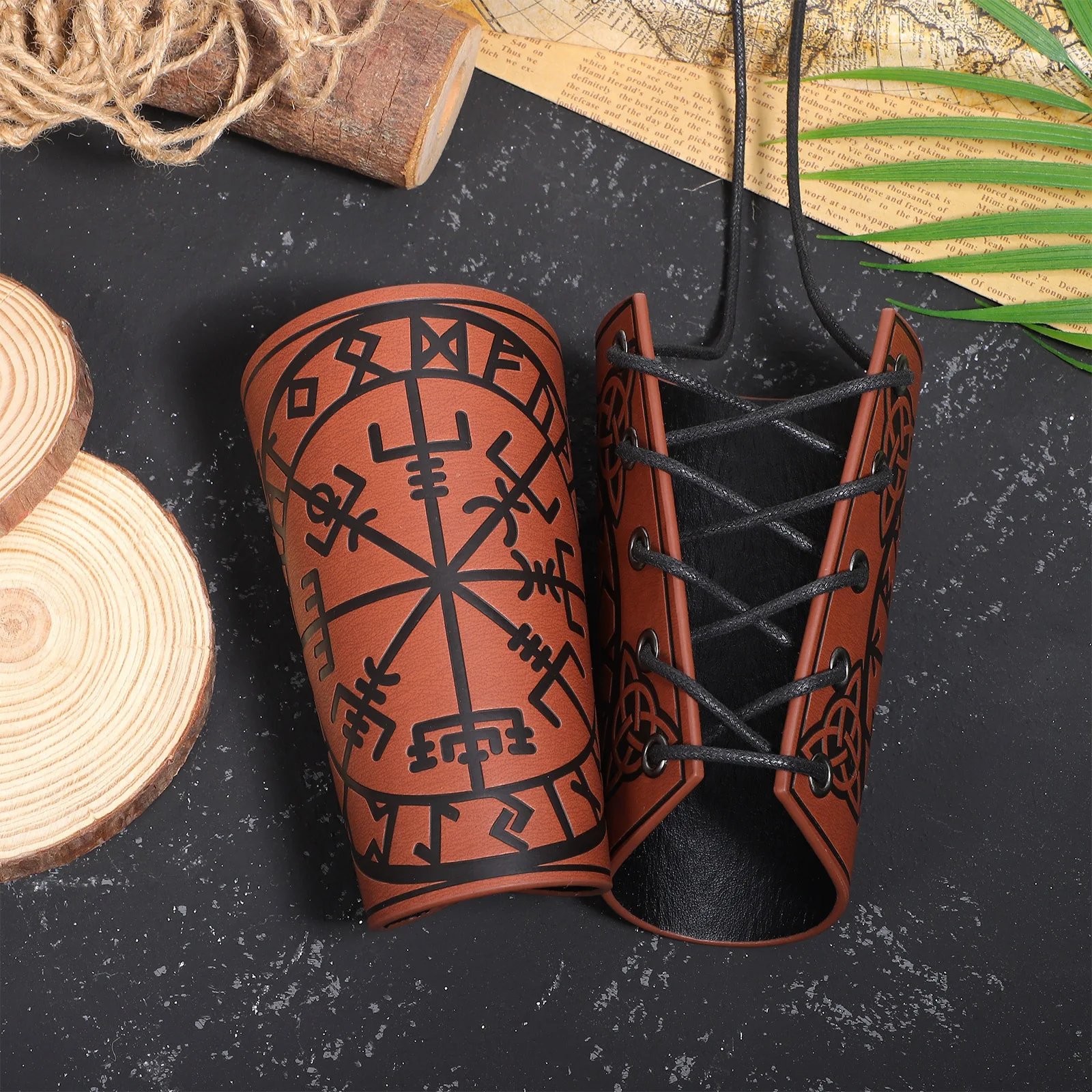 

2Pcs Medieval Arm Bracers Embossed PU Wrist Bands Adjustable Vintage Cuff for Cosplay Costume Party Accessory Medieval Style