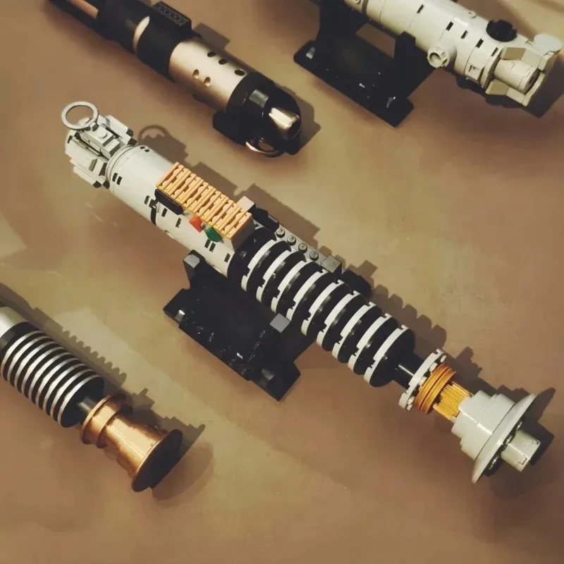 MINISO FIT 40730 Luke Skywalkers Lightsaber حروب الفضاء الطوب نموذج 145 قطعة ألعاب مكعبات البناء الاطفال هدايا عيد الميلاد عيد الميلاد