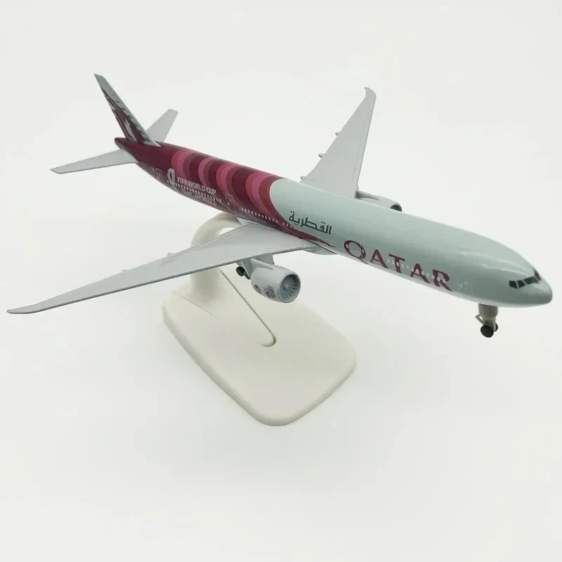 20CM Alloy Metal AIR QATAR Airways Boeing 777 B777 Diecast Airplane Model Aircraft with Wheels Landing Gears