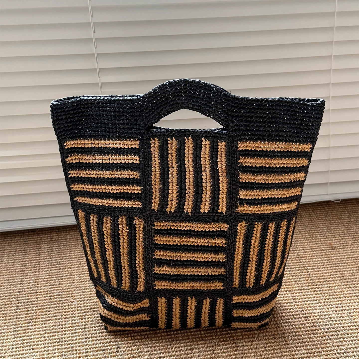 

Fashion Handmade Natural Raffia Straw Woven Women Tote Bag Stripe Daily Bag Handbags Office Designer Tote High Quality Purse