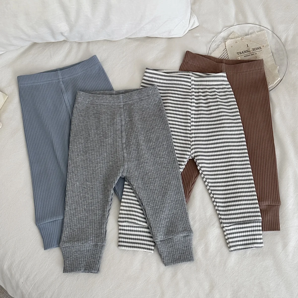 Babyartikel für Neugeborene, 4er-Pack, geripptes Leggings-Set, mehrfarbig, einfarbig, gestreift, elastisch, hoch dehnbar, mit Bündchen, für Säuglinge – Detail 6