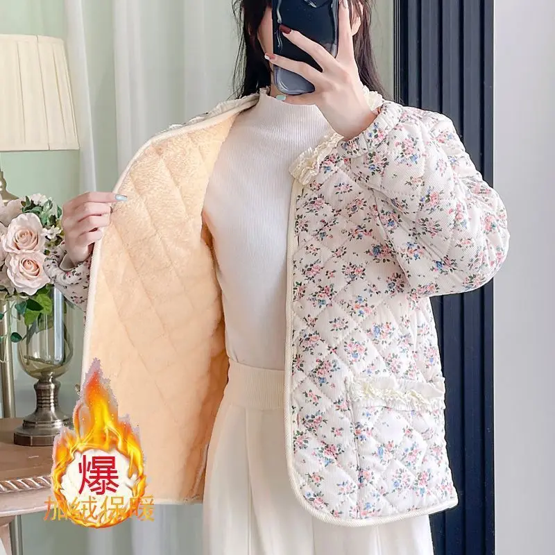 

2026 Spring Autumn Fleece Coat Women Lace Floral Tang Suit Jacket Warm Clothes Female Elegant Sweet Printed Cotton Jacket