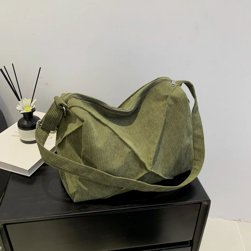 

2025 Corduroy Tote Bag, Large for Autumn New Trendy Underarm Bag, Portable Shoulder Use