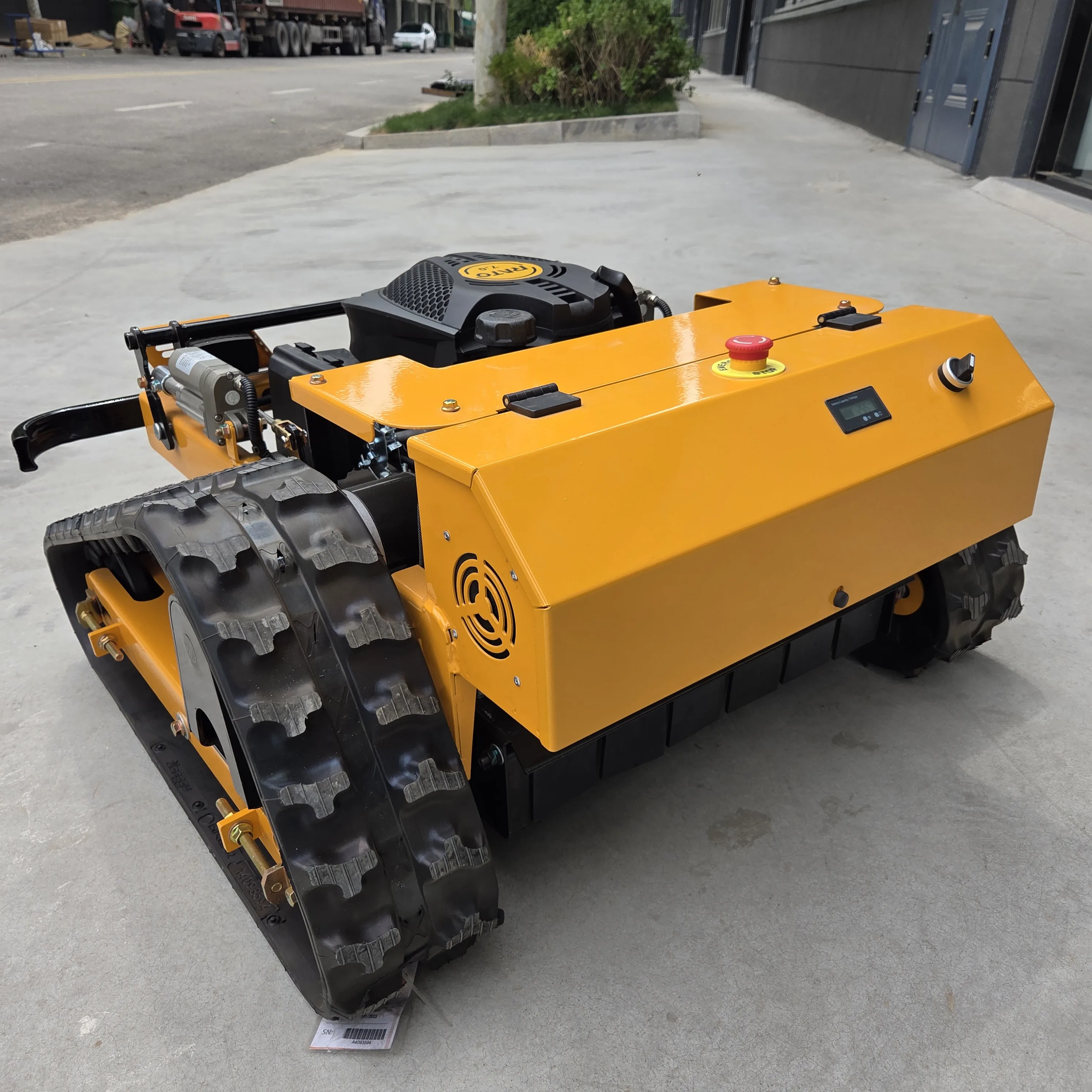 Remote control intelligent lawn mower robot fully automatic home use excellent climbing efficiency to remove garden weeds