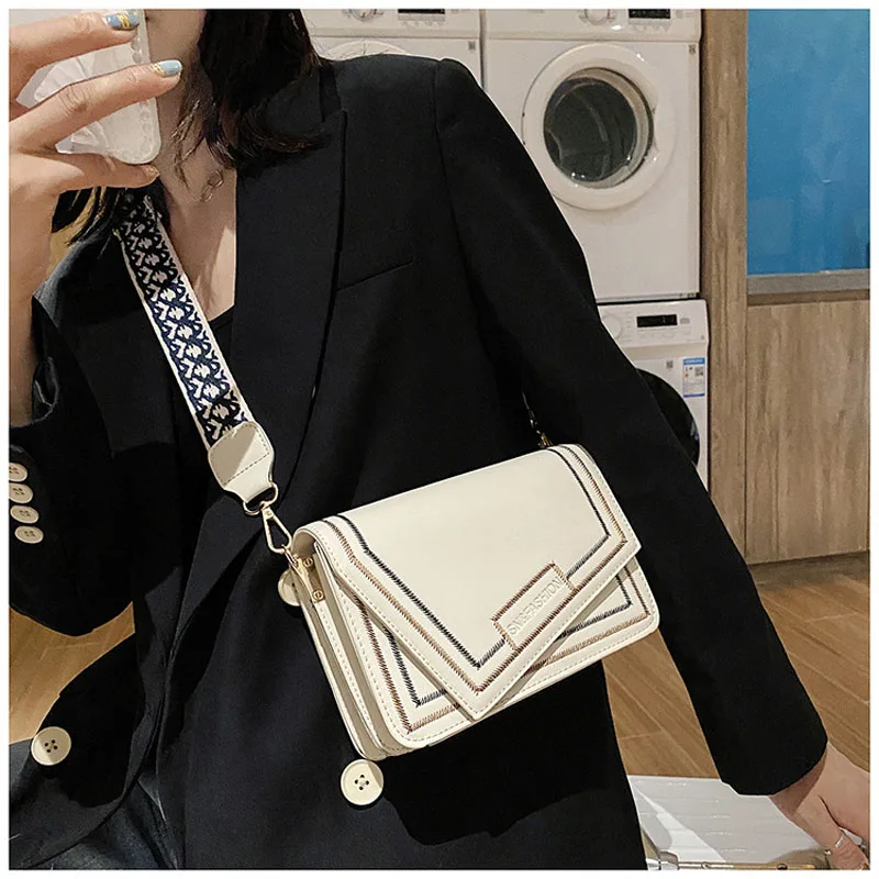 

wide shoulder straps small square bags embroidery women crossbody bag New Fashion Female Shoulder Bag Casual Trendy Phone Bag