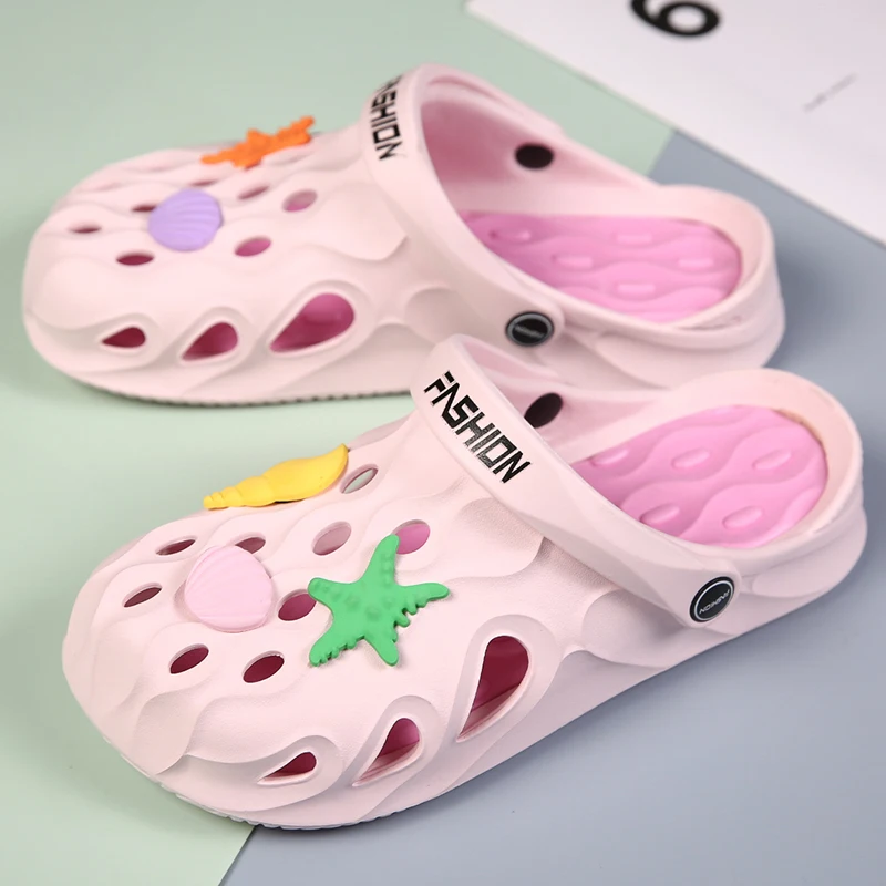 Trend Clogs for Women Cartoon Dog Pattern Casual Women Garden Beach Shoes Non-slip Sandals Slip on Fashion Outdoor Slippers