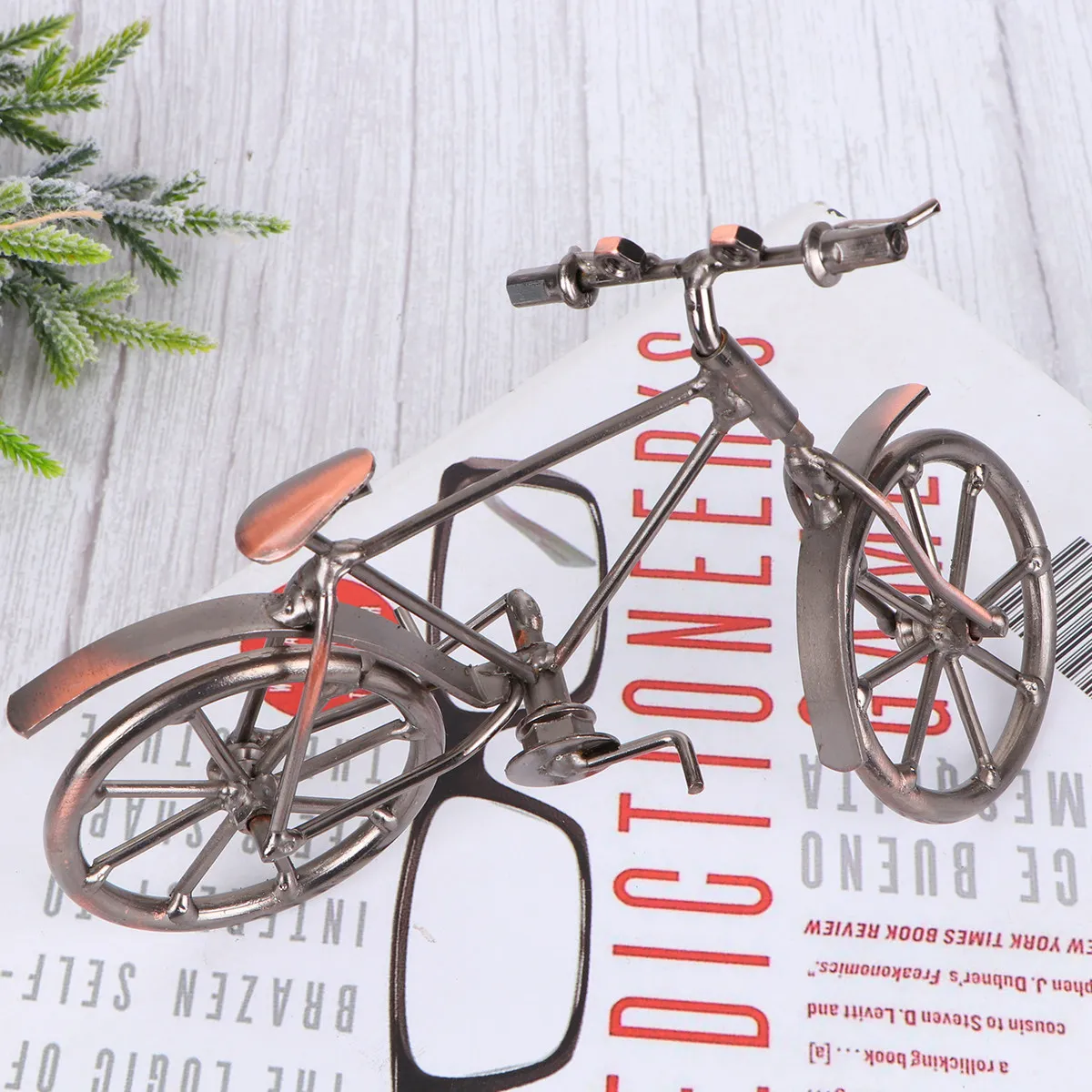 

Handmade Iron Bike Creative Retro Motorcycle Decoration Home Office Gift Metal Art Vintage Bicycle Souvenirs Iron Bike Mold