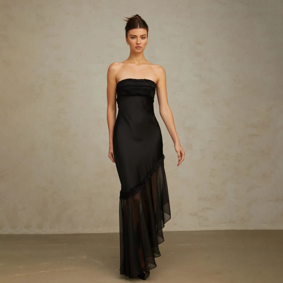 KWTX Donna Estate 2026 Elegante Raso Maglia con cinturino per spaghetti Abito da spiaggia Festa serale Ufficio Stilista di moda di lusso