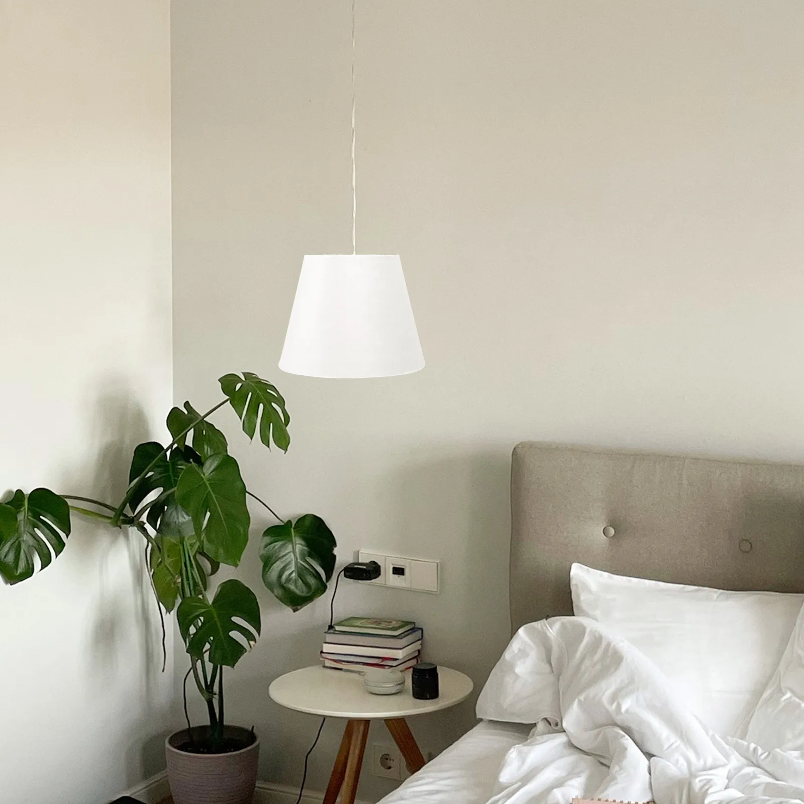 1Pcs Lampshade Dustproof Desk Lamp Cover Decorative Protective Light Cover for Home Bar Cafe Restaurant Table Light Shade