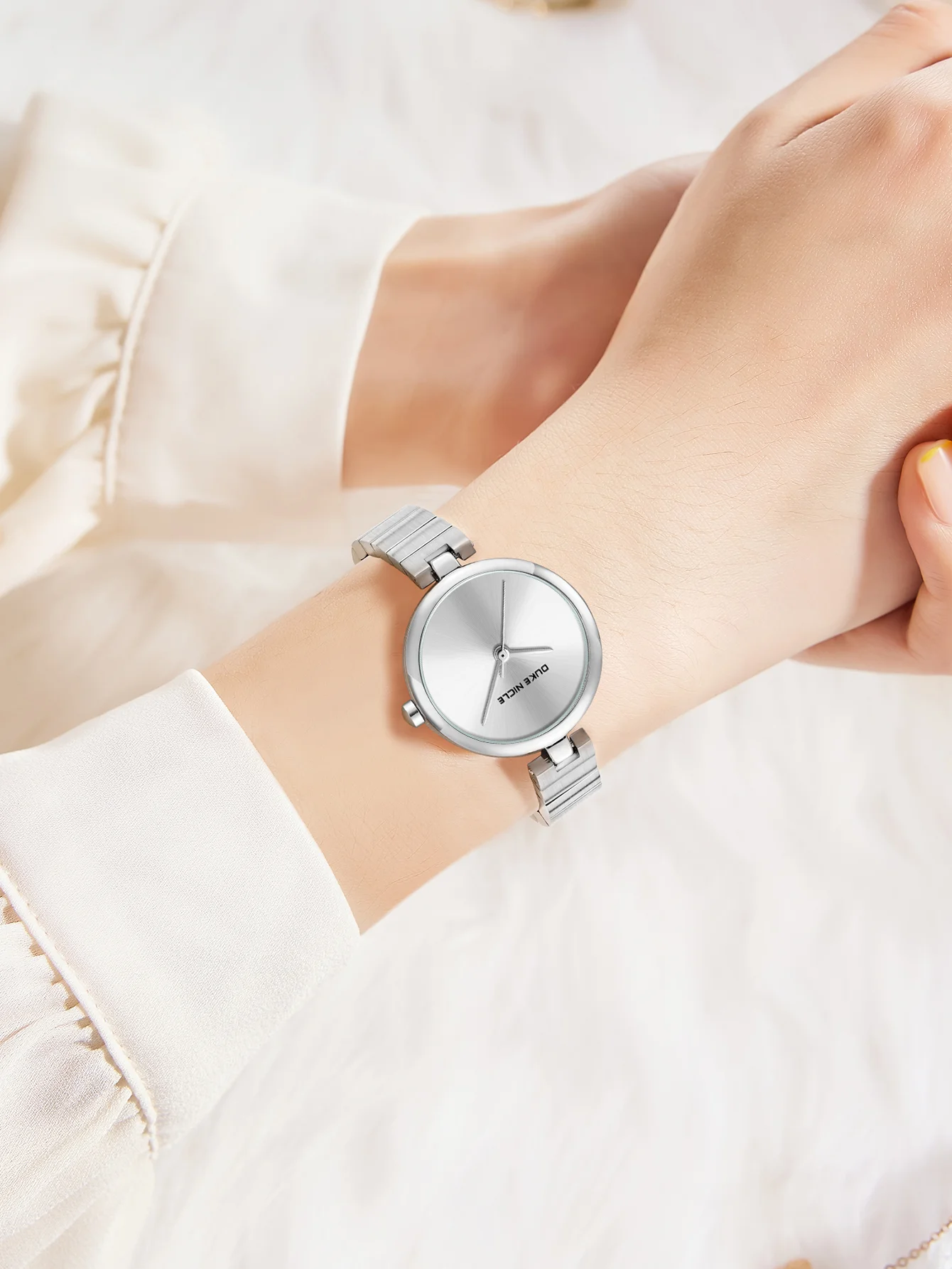 Рисунок 4 - Модные, минималистичные