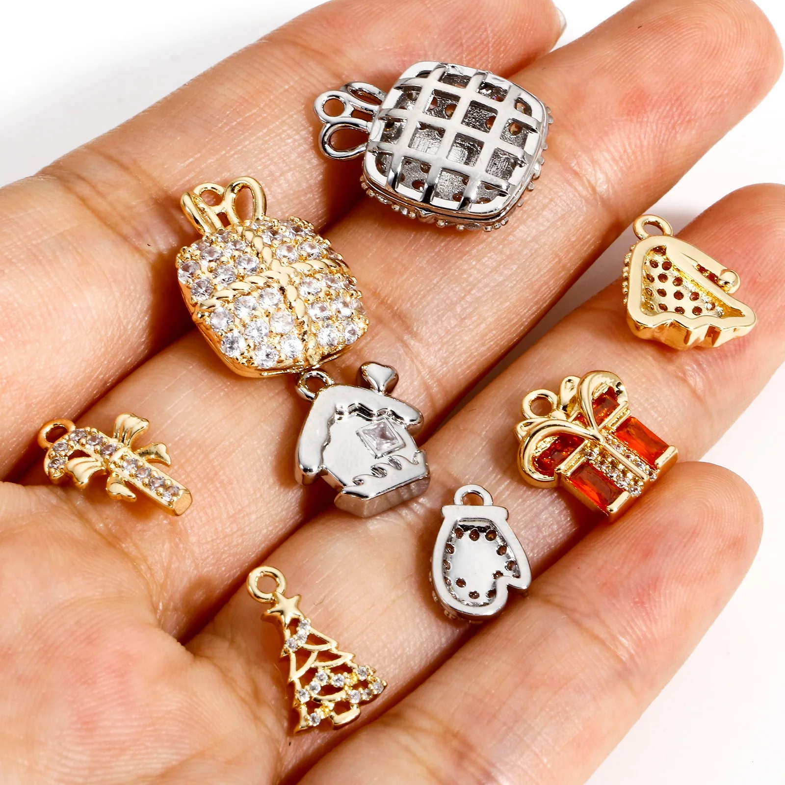 1pc Kupfer Weihnachten Charms Gold Farbe klar Zirkonia Weihnachts geschenk Glocke Stern Anhänger DIY Halskette Ohrringe Frauen Schmuck – Detail 3