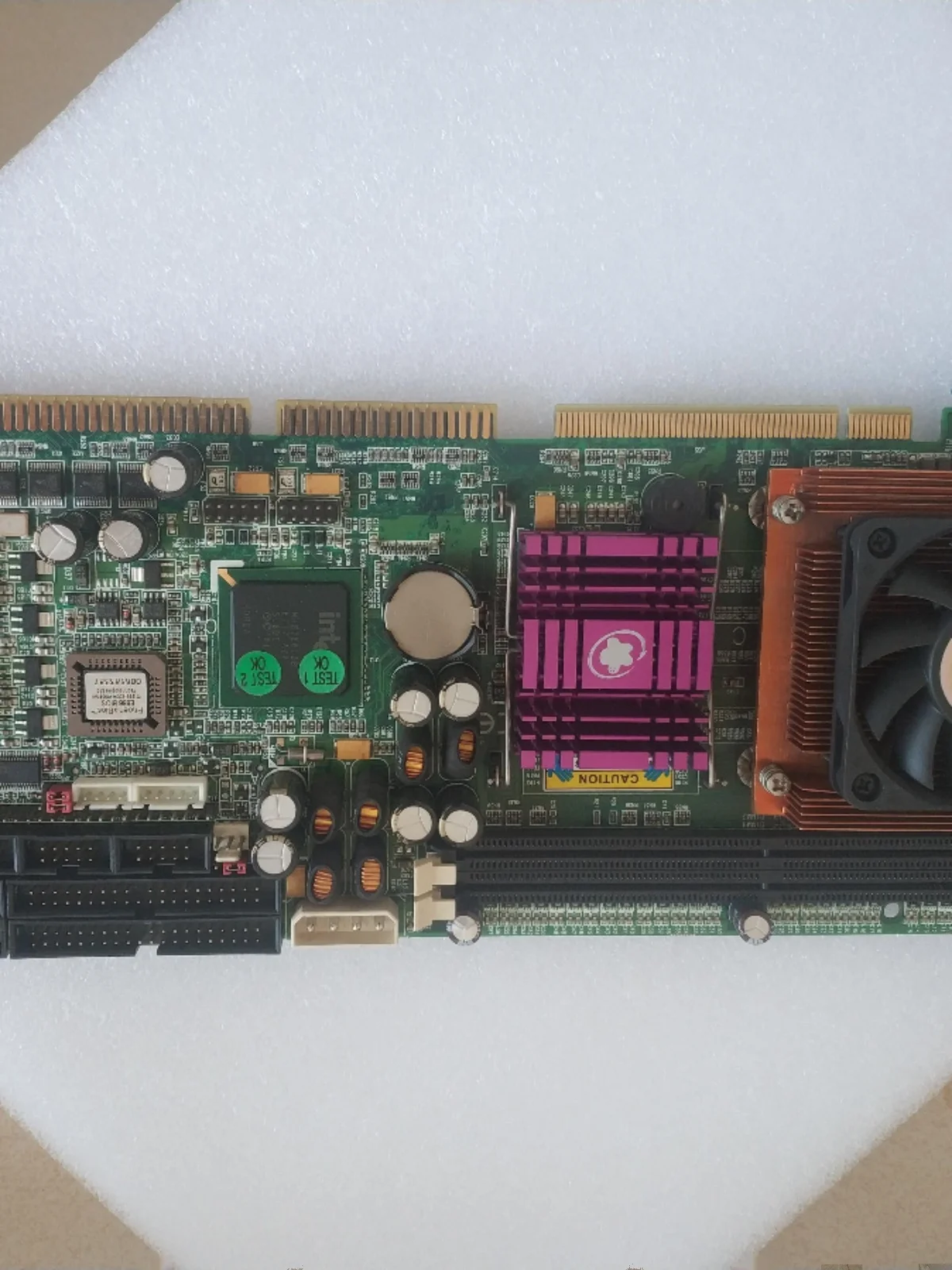 

ROBO-8712EVG2A BIOS R1.00.W1, industrial motherboard