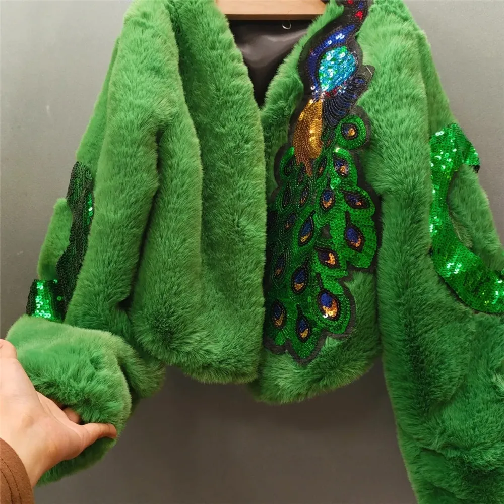 Casaco de cabelo de coelho verde pavão feminino, casaco espesso de algodão, jaqueta superior, clipe curto, moda inverno, novo, 2023