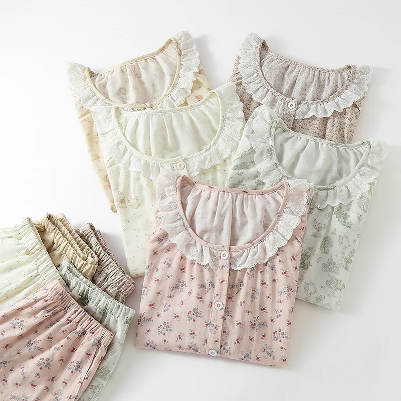 

Модный комплект для дома: новая хлопковая пижама с коротким рукавом, шортами и кружевным цветочным принтом для девушек, удобная и повседневная