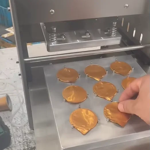 

Custom Semi-auto Sealing Machine for Aluminum Foil Cup Aluminum Foil K Cup