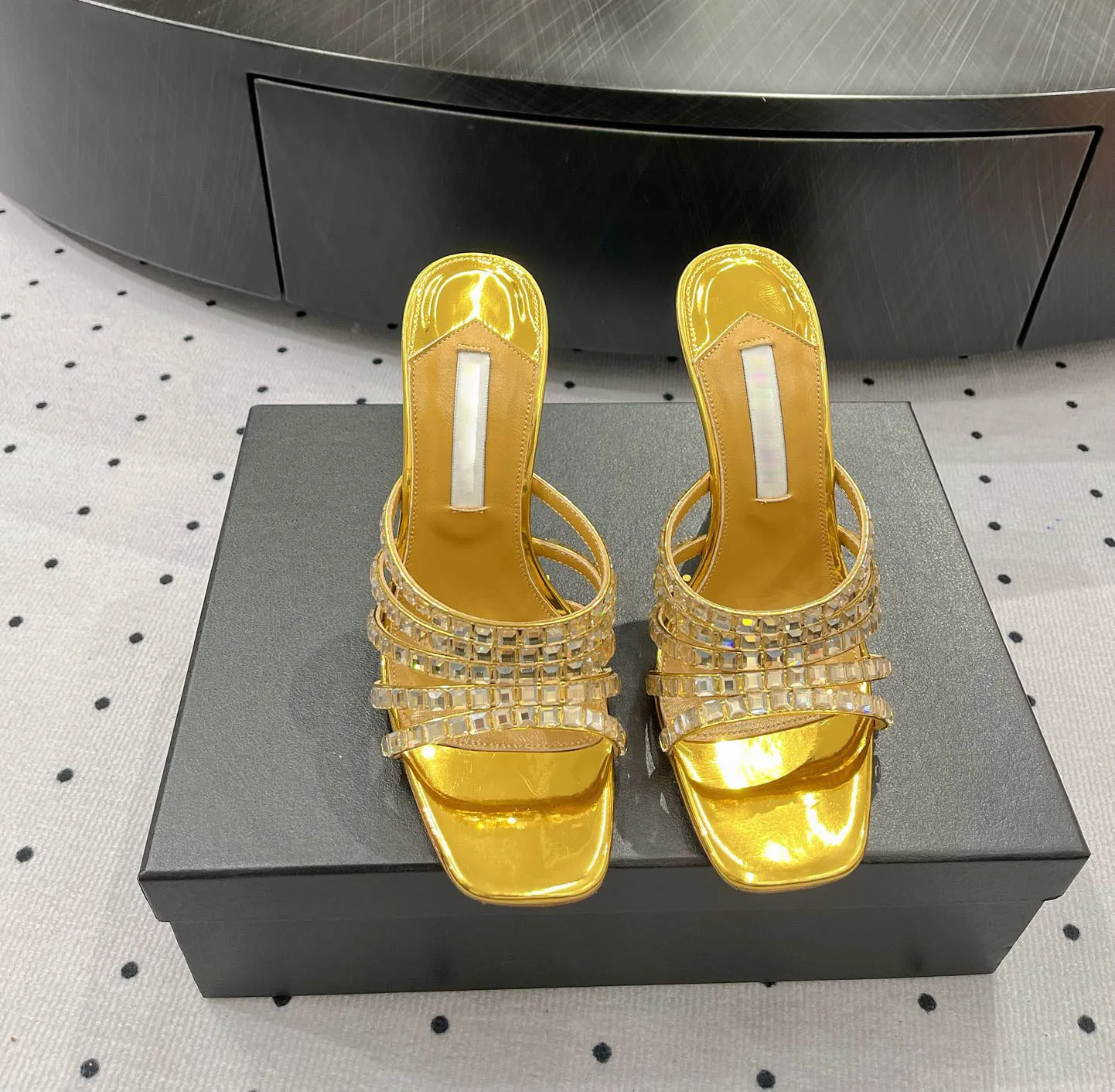 

Sandals 2024 Spring/Summer New Fashionable Style Style with Square Head Thin High Heel Open Toe Slippers