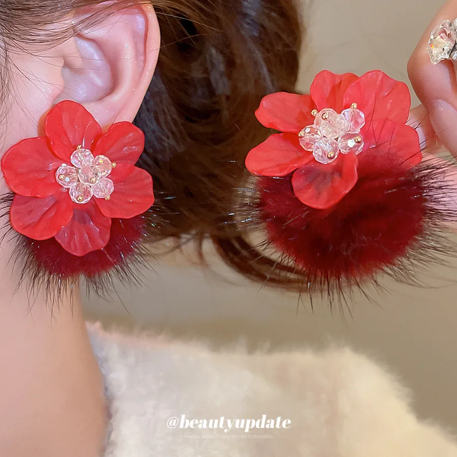 

Acrylic Flower Pom-Pom Silver-Tipped Stud Earrings Luxury-Inspired Design for Women Earring Set as Gift for Ladies