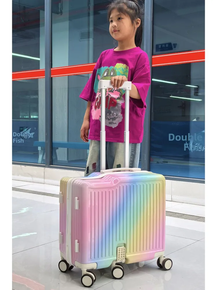 

Children's Travel Suitcase 20 Inch Che-In Baggage Boys And Girls Can Sit And Ride Faionable Nylon Lined Zipper Closure Wh...