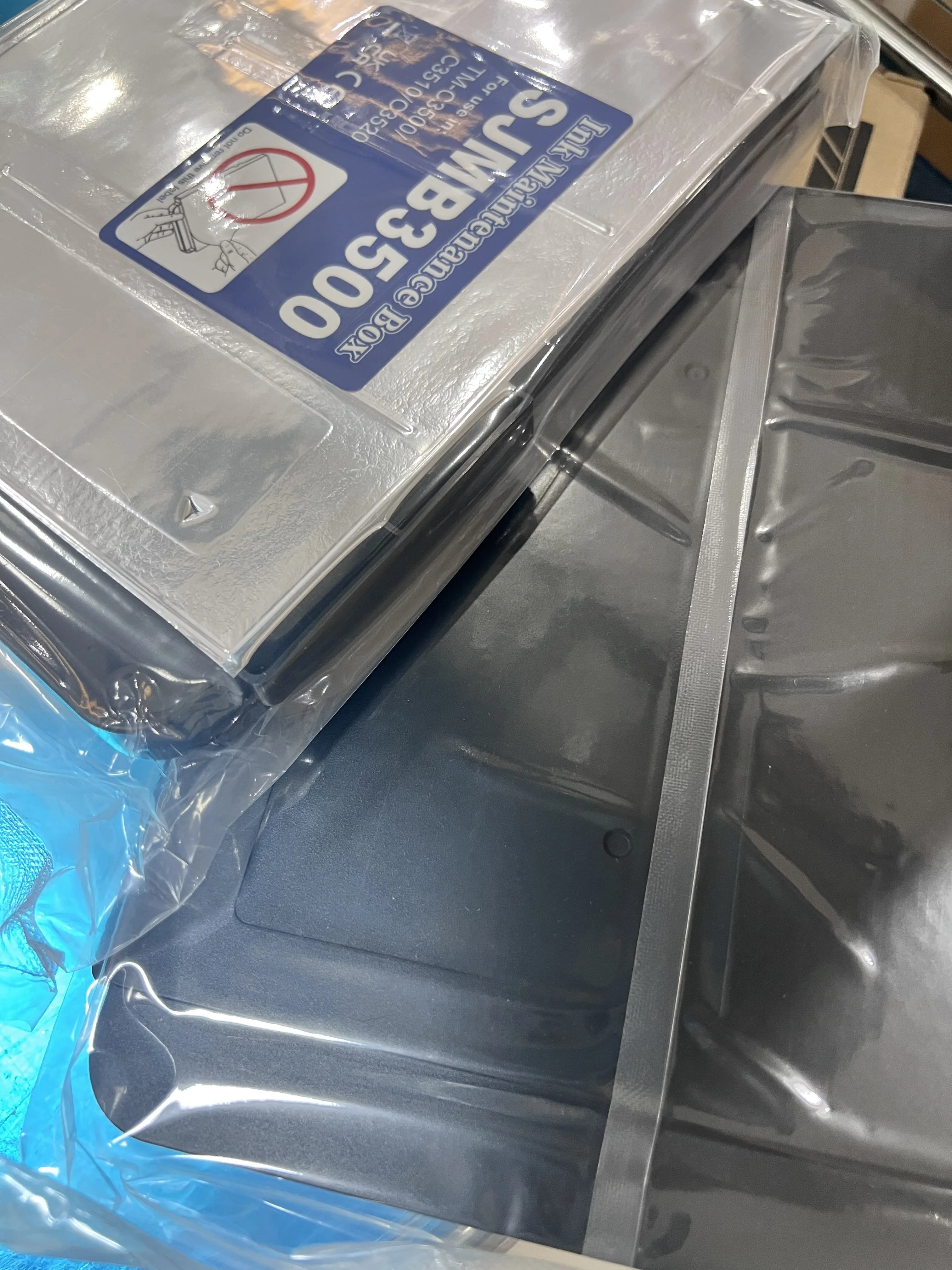 

1X SJMB3500 C33S020580 Коробка для обслуживания EPSON ColorWorks C3500 C3510 C3520