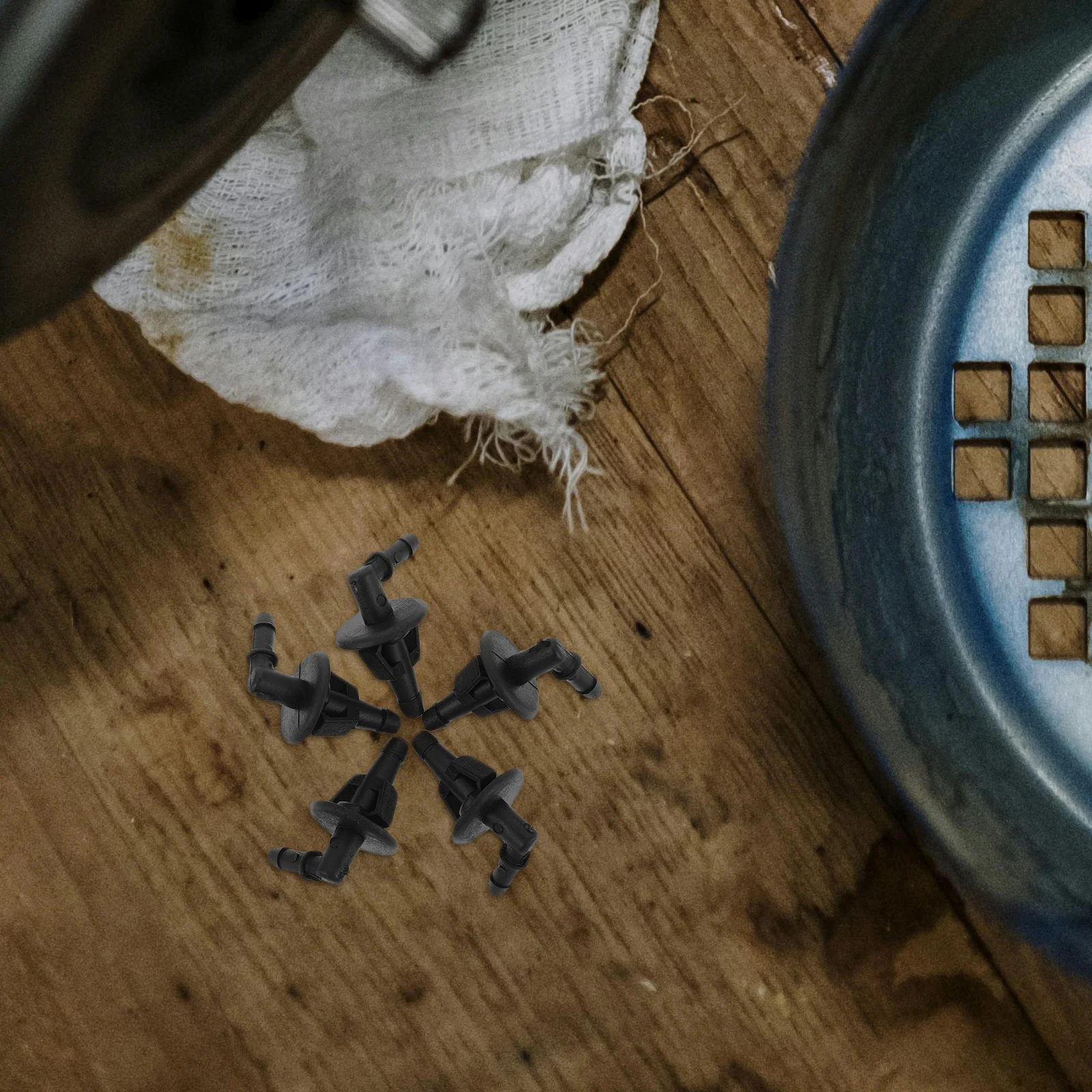 

5Pcs Car Windshield Washer Hose Repair Kit Compatible with Sprinter Vehicles Secure Nozzle Connection Long-Lasting Performance