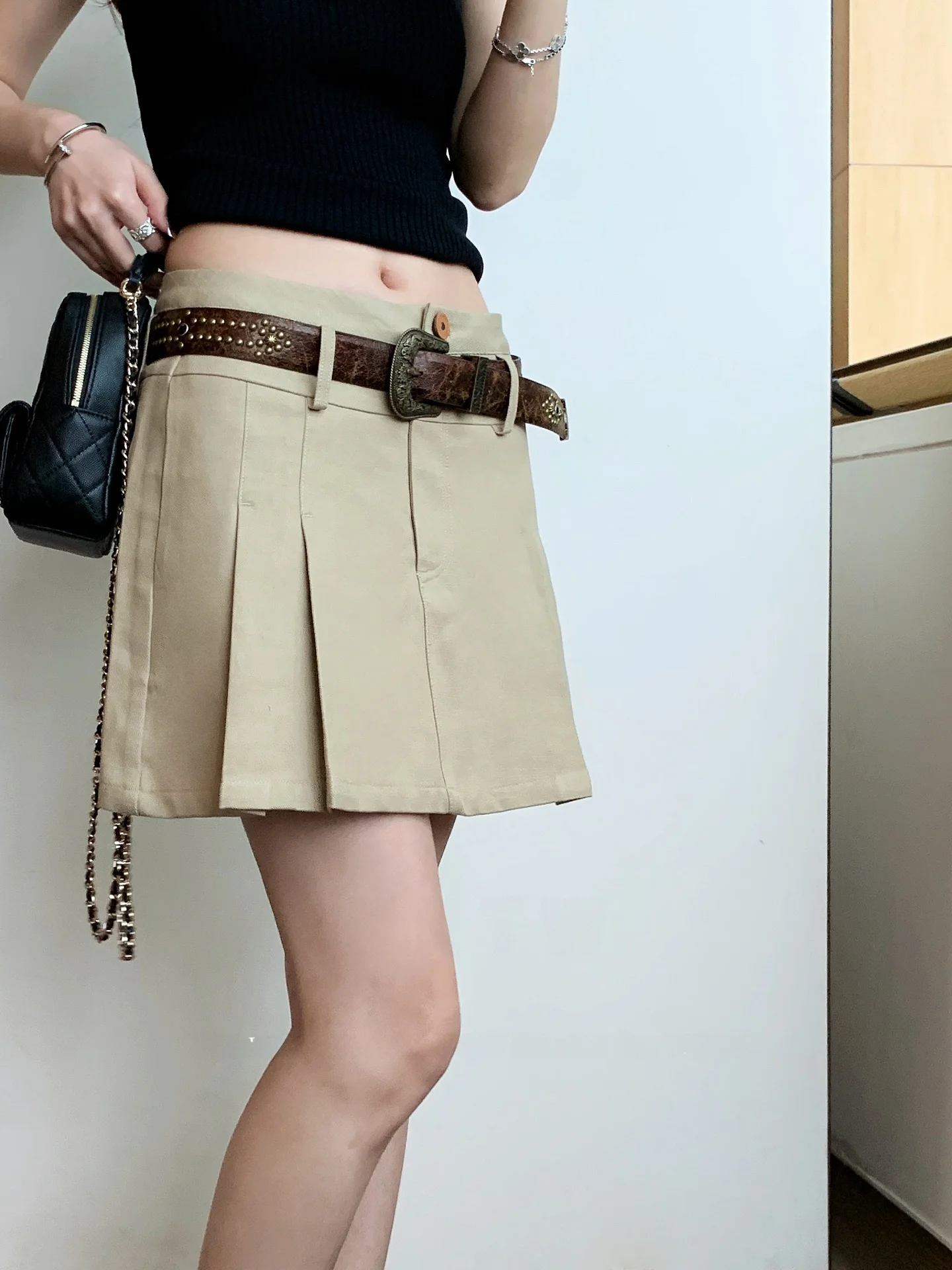 

Lijiaen American Retro i Color Pleated Skirt Sexy A-Line ort Skirt Slimming Anti-Light Pants Skirt Women's Faion