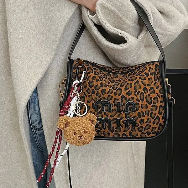 حقيبة كتف أنيقة بطبعة الفهد 2025 جديدة للنساء، محفظة كروس كلاسيكية فاخرة، حقيبة كاجوال عصرية لجميع المناسبات