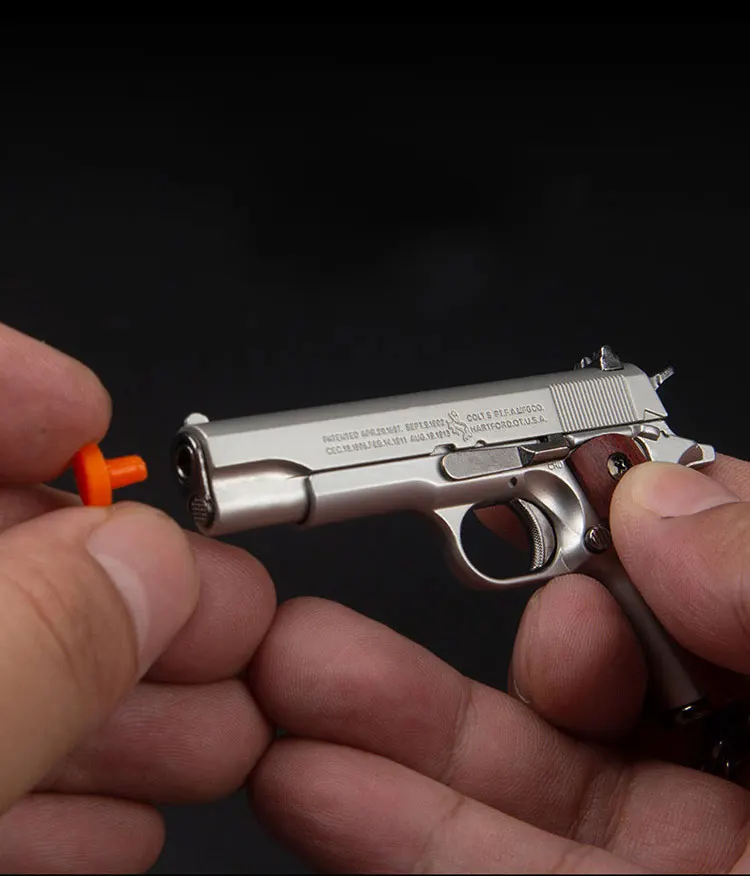 Mini Gun Toys 1/3 Metal 1911 Keychain Shell Eject Wood Grip Toy Gun Miniature Collection of Alloy Pistols Pendant for Gift