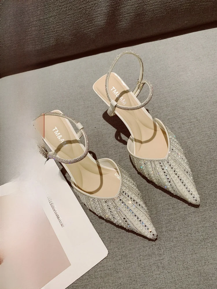 

Faionable Diamond Surface Pointed Toe Hollow out High Heel Women's Sandals Sexy mid Heel Faion Single oes