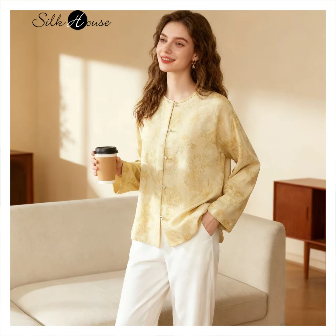 

2025 Women's Fashion Autumn New Old Money Style 35%Natural Mulberry Silk 65%Wool Women's Round Neck Temperament Cardigan Jacket