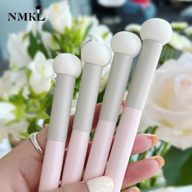 Concealer Makeup Brushes Enhanced Luxurious Expertly Foundation Mushroom Sponge Head Blending Beauty Tool Ergonomic