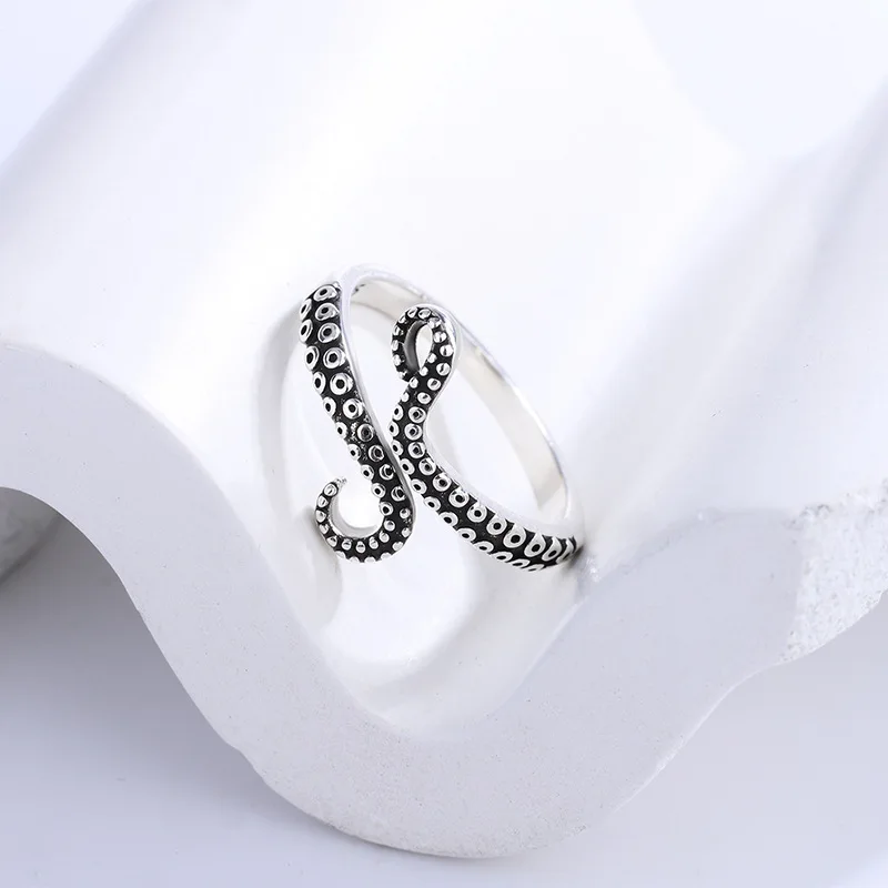 Evil Vintage Octopus Tentacle Rings for Women Men Trendy Fashion Jewelry Gifts